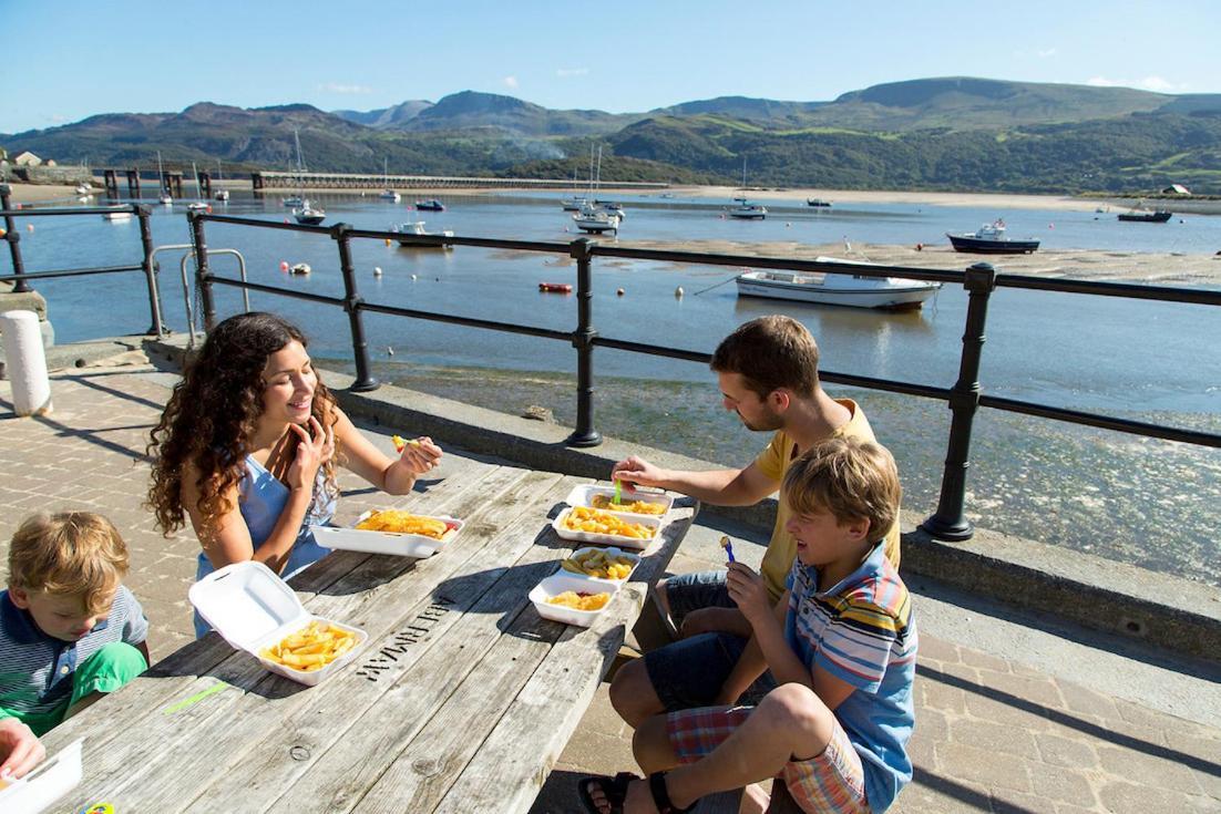 Barmouth Bay Holiday Park Llanddwywe 외부 사진