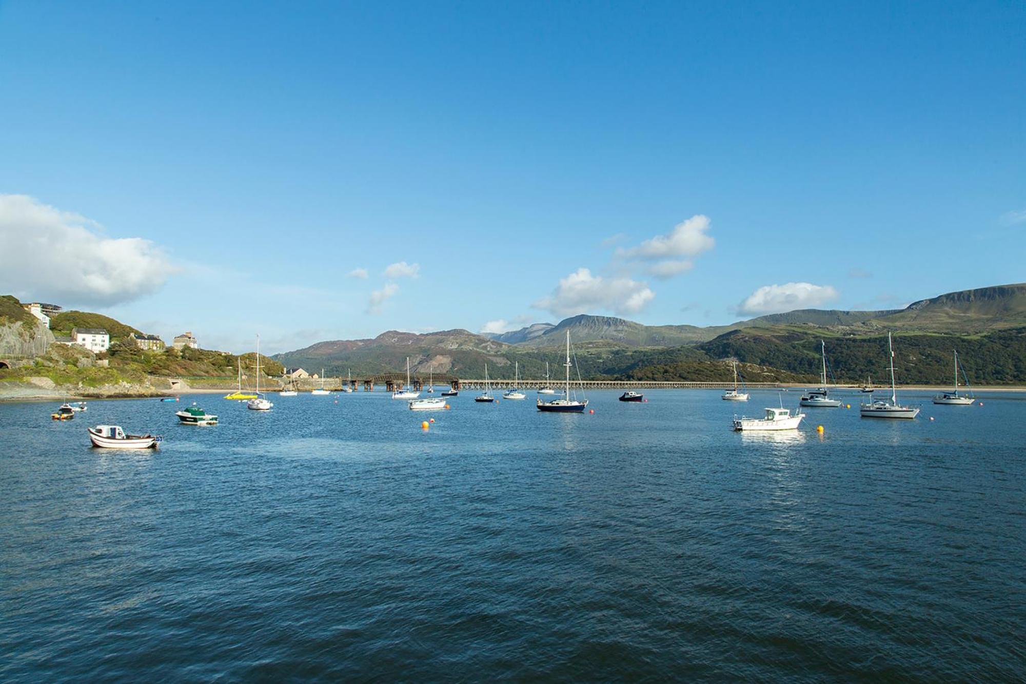 Barmouth Bay Holiday Park Llanddwywe 외부 사진