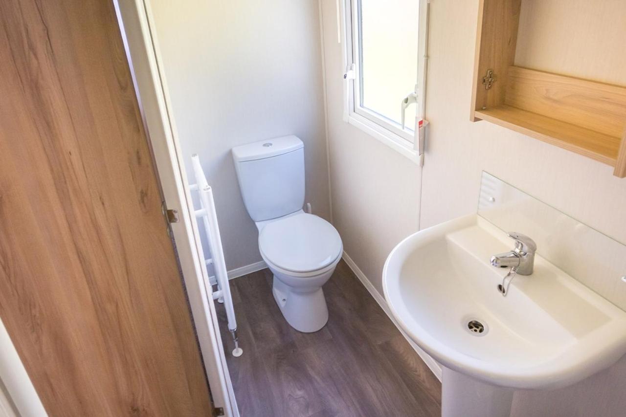 Barmouth Bay Holiday Park Llanddwywe 객실 사진
